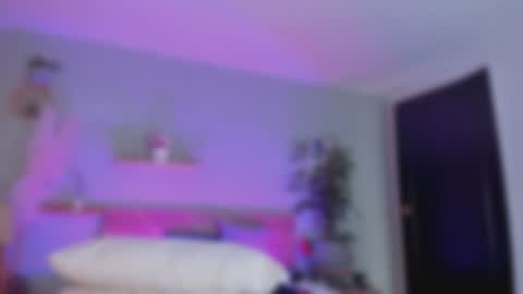 Snapshot of yarirose chatting on 07-29-26, 03:54 Yary online show from 07-29-26, 03:54
