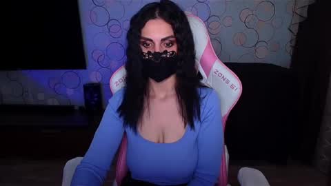 Snapshot of yasmina___ chatting on 02-23-26, 04:54 yasmina online show from 02-23-26, 04:54