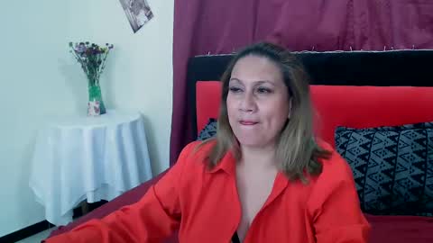 Snapshot of yayita_mature chatting on 01-14-25, 04:08 yayita online show from 01-14-25, 04:08