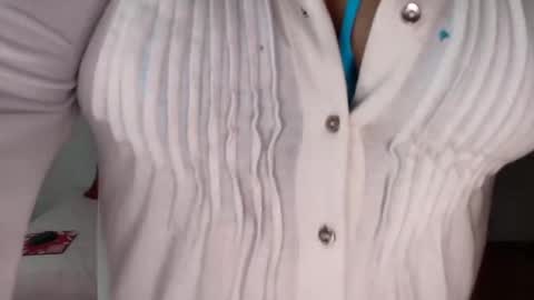 Snapshot of yayita_mature chatting on 10-09-25, 10:08 yayita online show from 10-09-25, 10:08