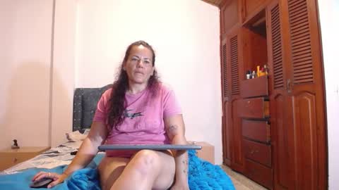 Snapshot of yazmin_mature chatting on 09-29-25, 11:09 Jasmin online show from 09-29-25, 11:09