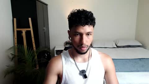 Snapshot of yeff_stone chatting on 04-16-26, 12:11 yeff online show from 04-16-26, 12:11