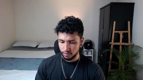 Snapshot of yeff_stone chatting on 06-02-26, 11:40 yeff online show from 06-02-26, 11:40