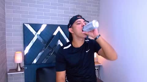 Yeison online show from 11-11-25, 11:21