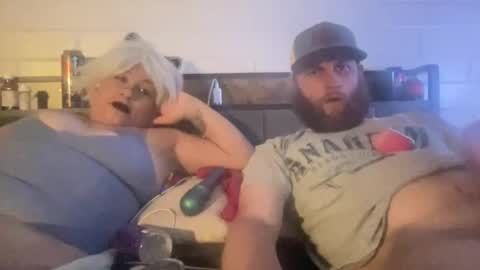 Jennmike online show from 05-01-26, 07:46