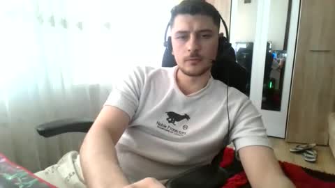 Snapshot of yellowsubmarinex2 chatting on 05-26-26, 02:13 yellowsubmarinex2 online show from 05-26-26, 02:13