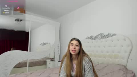 yennefer13 online show from 04-10-26, 08:46