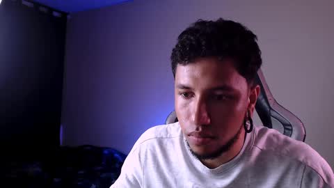 Snapshot of yerfon_s1 chatting on 03-02-25, 07:10 Yeff ind. model online show from 03-02-25, 07:10