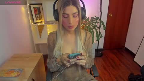 Snapshot of yeriawaddell_ chatting on 01-07-25, 02:31 yeriawaddell online show from 01-07-25, 02:31