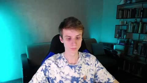 Snapshot of yes_cute_boy_ chatting on 03-06-26, 05:53 Eden online show from 03-06-26, 05:53