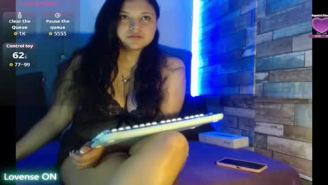 yesamin_stone18 online show from 05-21-26, 12:01