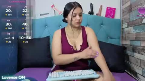yesamin_stone18 online show from 07-16-26, 12:11