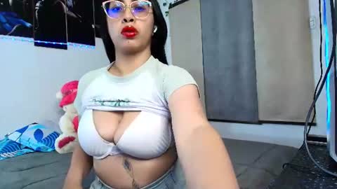 Snapshot of yesie_hot2 chatting on 07-03-26, 01:56 yesie_hot2 online show from 07-03-26, 01:56