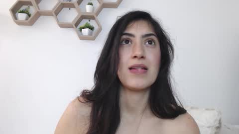 yesikacosta online show from 02-21-26, 05:25