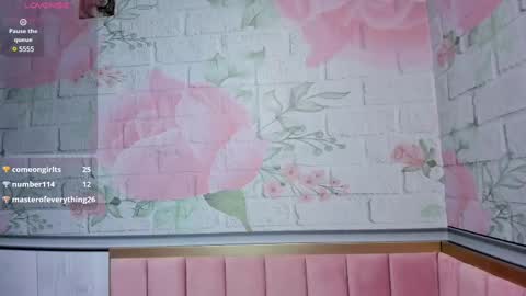 Snapshot of yess__daddy chatting on 02-18-25, 10:05 yess__daddy online show from 02-18-25, 10:05