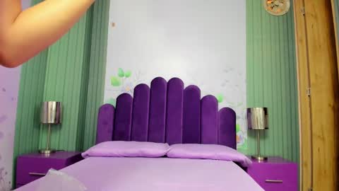 Snapshot of yess__daddy chatting on 02-27-25, 10:15 yess__daddy online show from 02-27-25, 10:15