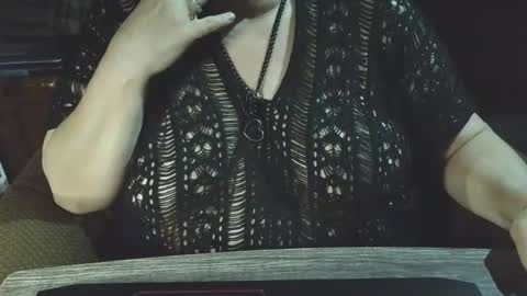 yessirprincesspet online show from 04-04-26, 02:54