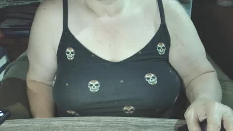 Snapshot of yessirprincesspet chatting on 05-03-26, 03:01 yessirprincesspet online show from 05-03-26, 03:01