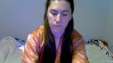 Snapshot of yesyoucanjustdoit chatting on 03-17-26, 06:22 Kira online show from 03-17-26, 06:22