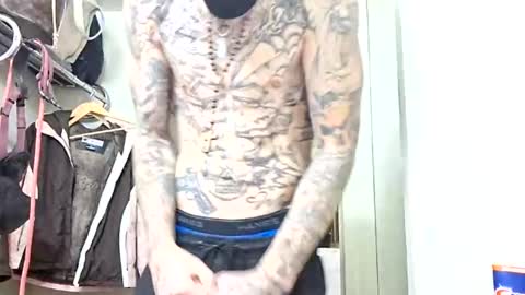 Snapshot of yfwb69xxx chatting on 11-04-25, 11:48 yfwb69xxx online show from 11-04-25, 11:48