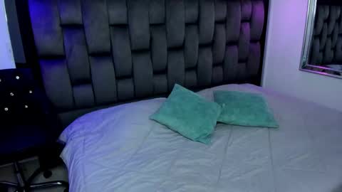 Snapshot of yikaalves chatting on 10-22-25, 08:52 Yika Alves online show from 10-22-25, 08:52