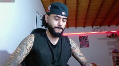 Snapshot of yio__cohen chatting on 10-17-25, 09:34 yio cohen online show from 10-17-25, 09:34