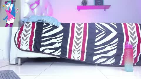 Snapshot of yiovanna19 chatting on 12-10-24, 12:05 Yiovanna online show from 12-10-24, 12:05