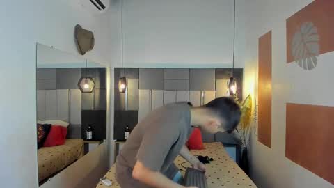 Snapshot of yizus_bonz chatting on 02-13-25, 11:37 yizus_bonz online show from 02-13-25, 11:37