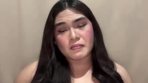 Snapshot of yllanahard chatting on 12-20-24, 05:18 yllana love online show from 12-20-24, 05:18