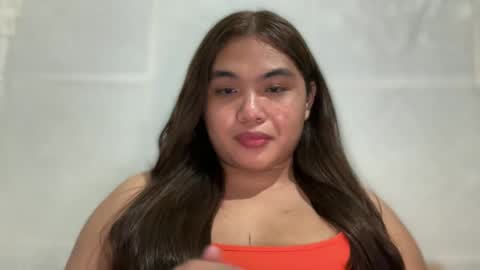 Snapshot of yllanahard chatting on 01-24-25, 08:00 yllana love online show from 01-24-25, 08:00