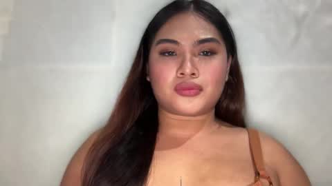 Snapshot of yllanahard chatting on 11-26-25, 03:46 yllana love online show from 11-26-25, 03:46