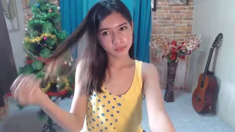 Snapshot of ymee_shane18 chatting on 12-22-24, 05:56 ymee_shane18 online show from 12-22-24, 05:56