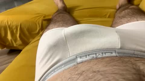 Snapshot of ynno31 chatting on 11-05-25, 09:04 Giannis online show from 11-05-25, 09:04