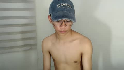 ynotyu online show from 10-31-25, 06:03