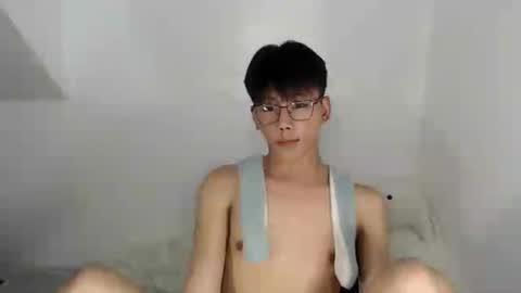 Snapshot of ynotyu chatting on 07-20-26, 02:19 ynotyu online show from 07-20-26, 02:19