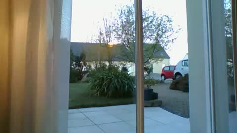 Yoann online show from 04-08-26, 05:29