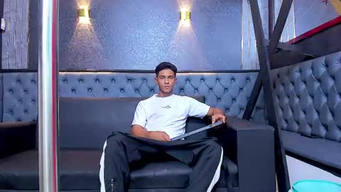 Snapshot of yoel_blessed chatting on 07-10-26, 11:46 Yoel online show from 07-10-26, 11:46