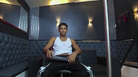 Snapshot of yoel_blessed chatting on 07-16-26, 12:11 Yoel online show from 07-16-26, 12:11