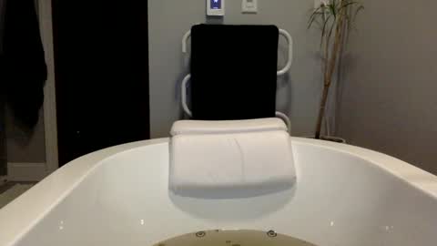 Ann Marie online show from 10-04-25, 11:25