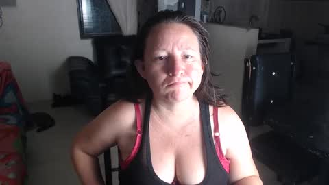 Snapshot of yohis_kiut25 chatting on 01-19-25, 05:05 yohis online show from 01-19-25, 05:05