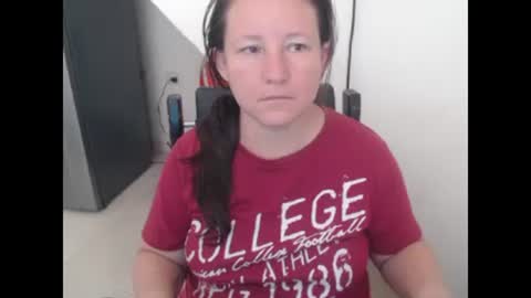 Snapshot of yohis_kiut25 chatting on 02-03-25, 03:49 yohis online show from 02-03-25, 03:49