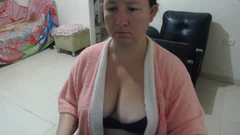 Snapshot of yohis_kiut25 chatting on 02-25-25, 07:09 yohis online show from 02-25-25, 07:09