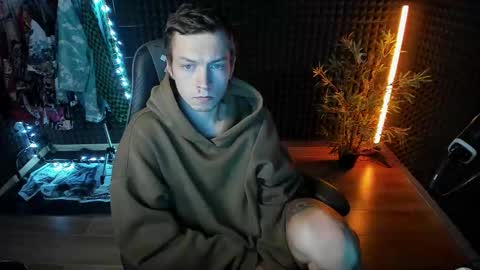 Snapshot of yoi_aji chatting on 10-02-25, 06:31 You can ask my name in pm online show from 10-02-25, 06:31