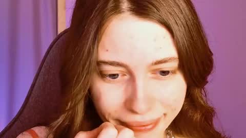 yoka_paradoxxx online show from 04-17-26, 11:24