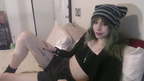 Yokai Girl online show from 12-27-24, 11:21