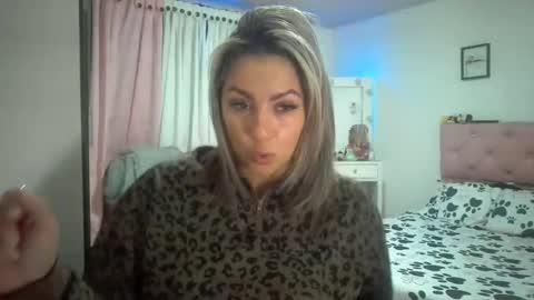 yokiko online show from 09-24-25, 02:53