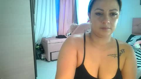Snapshot of yokiko_daring chatting on 05-04-26, 02:02 yokiko online show from 05-04-26, 02:02