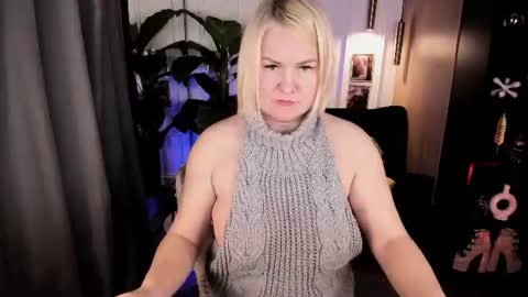Snapshot of yolanda_kiss chatting on 06-26-26, 08:24 Yolanda online show from 06-26-26, 08:24