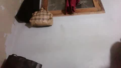 Snapshot of yolandrina05 chatting on 09-12-25, 04:40 yolandrina05 online show from 09-12-25, 04:40