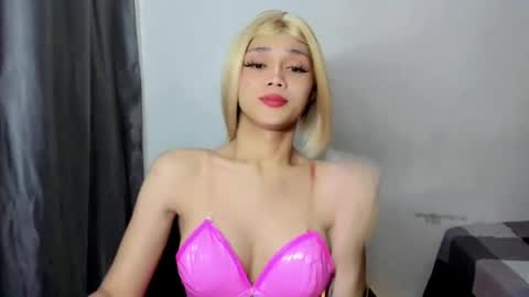 yona online show from 07-19-26, 09:18